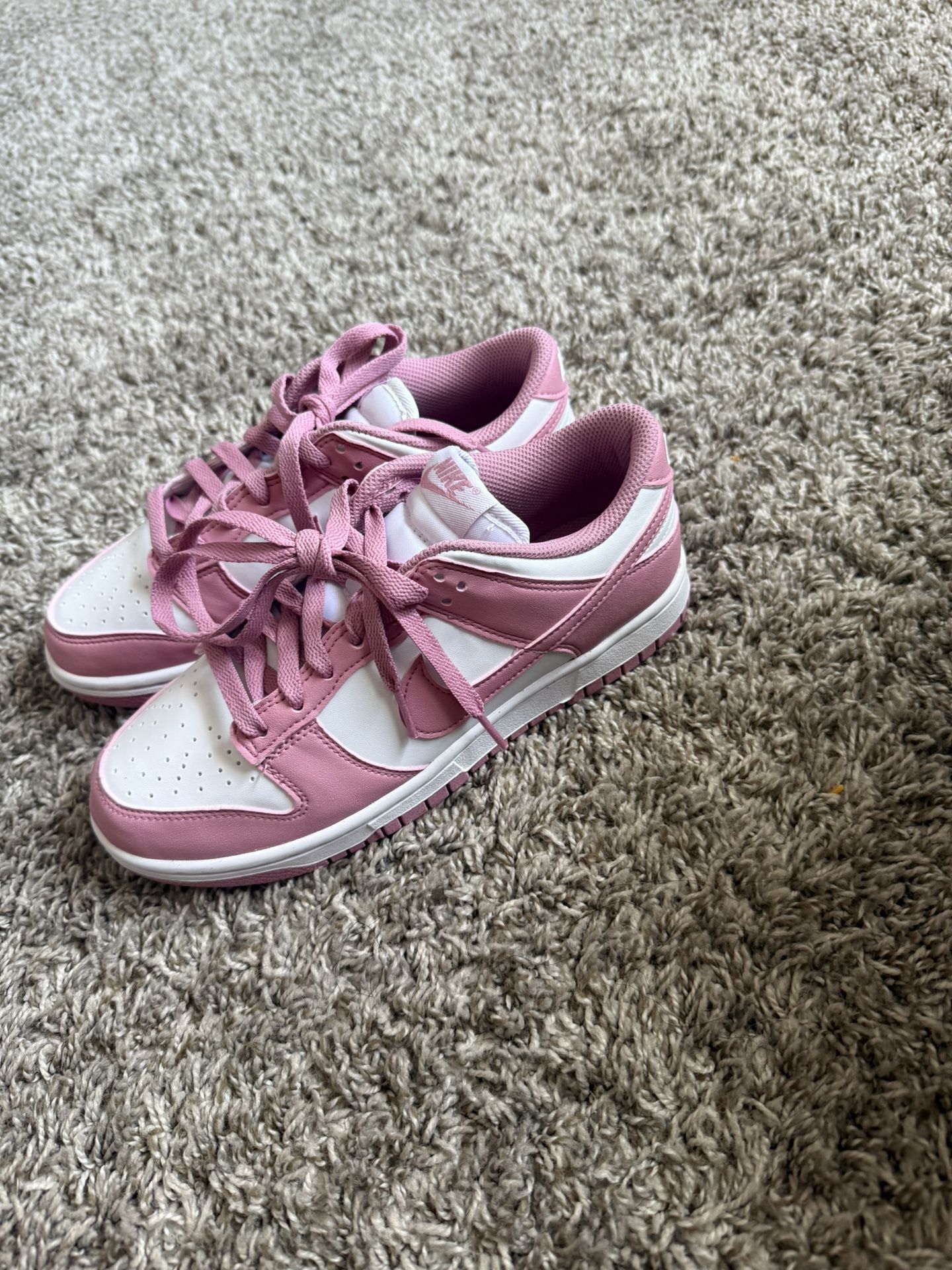 Size 7 Dunks