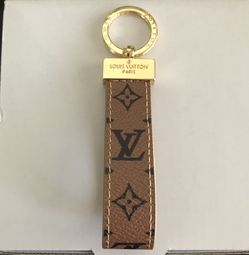 Designer Floral Canvas Dragonne Key Holder With Hot Stamping Stamp 2023 Car Key  Chain Ring Charm Pochette Accessory From Original_factory6, $12