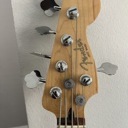 Fender Jazz 5 Strings Bass