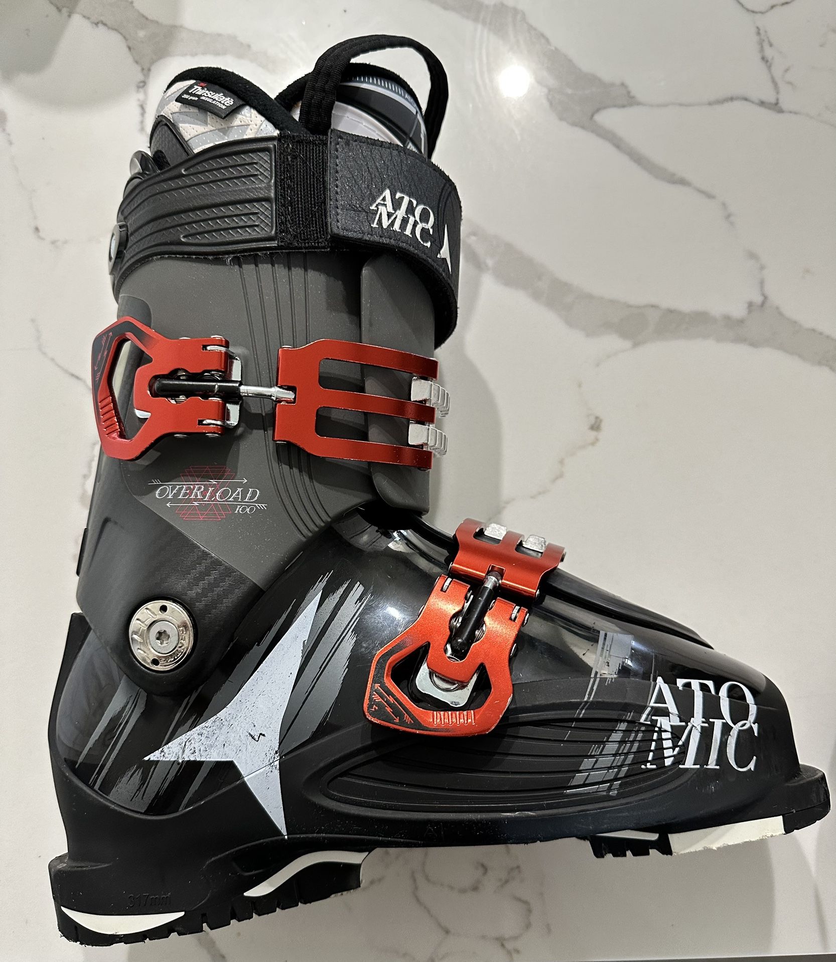 Atomic Overload 100 Ski Boots