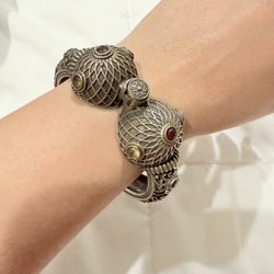 GS Hand Bracelets