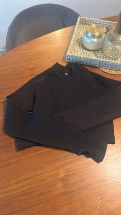 Alo Long Sleeve Shirt