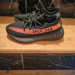 Yeezy Size 5