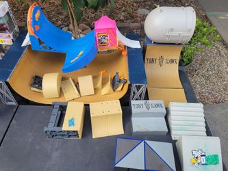 Tech deck ramps