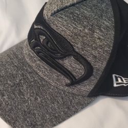 Seahawks cap (grey black)