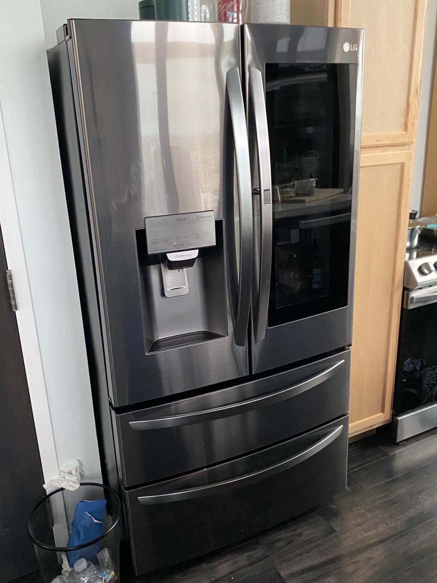 For Sale: LG 28 cu. ft. Smart Refrigerator with InstaView™