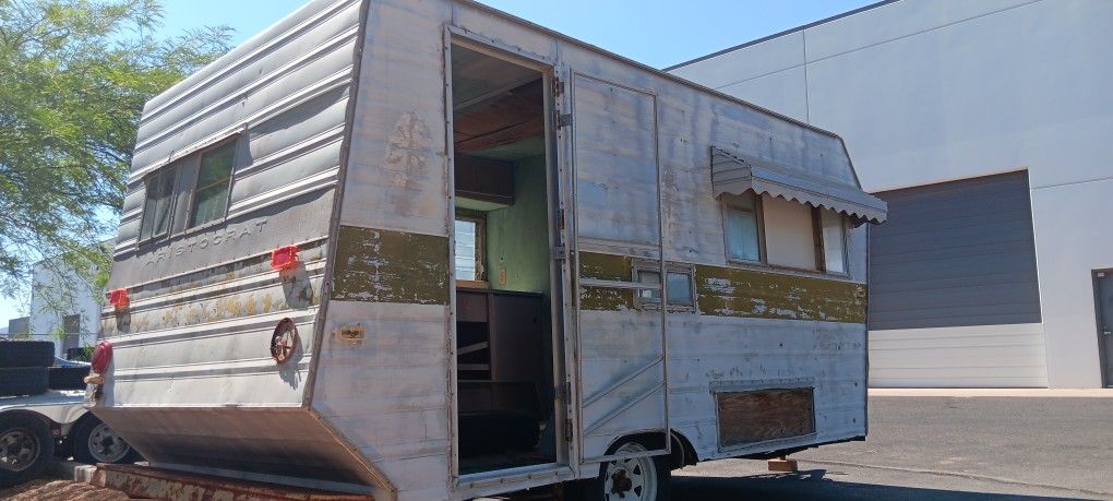1967 Aristocrat Land Commander *needs full rebuild*