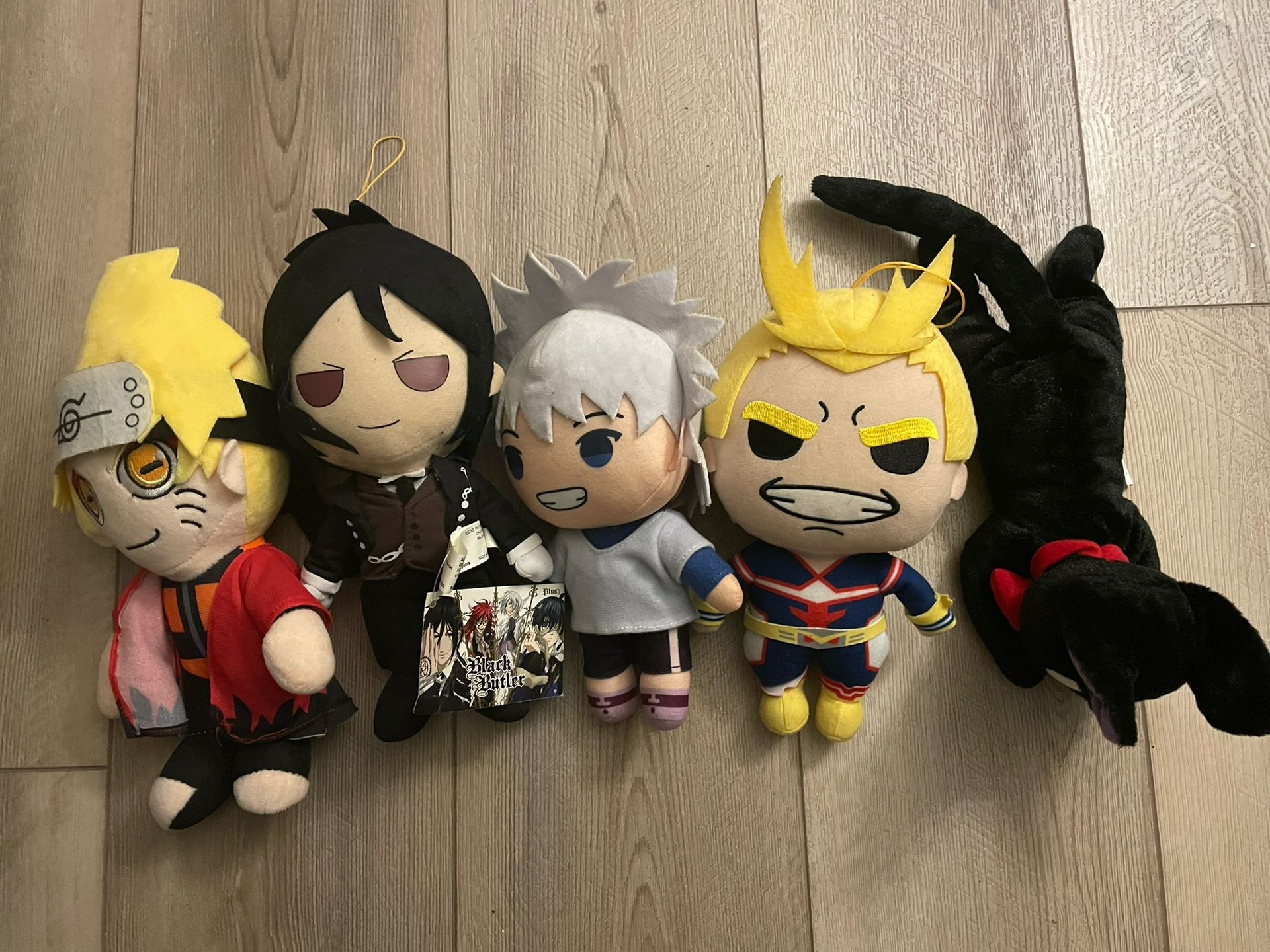 5 Anime Plushies