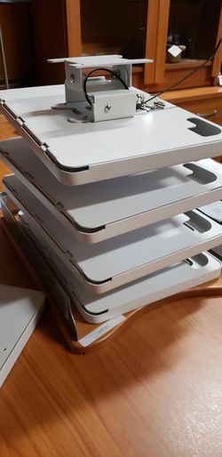 (6) Beelta Tablet Wall Mounts