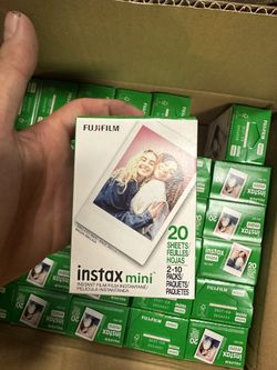 Fujifilm Instax mini Instant Daylight Film (Twin Packs + 32 GB USB Flash Drive) with Sunshine Photo Microfiber Cleaning Cloth... (1 Twin Pack)