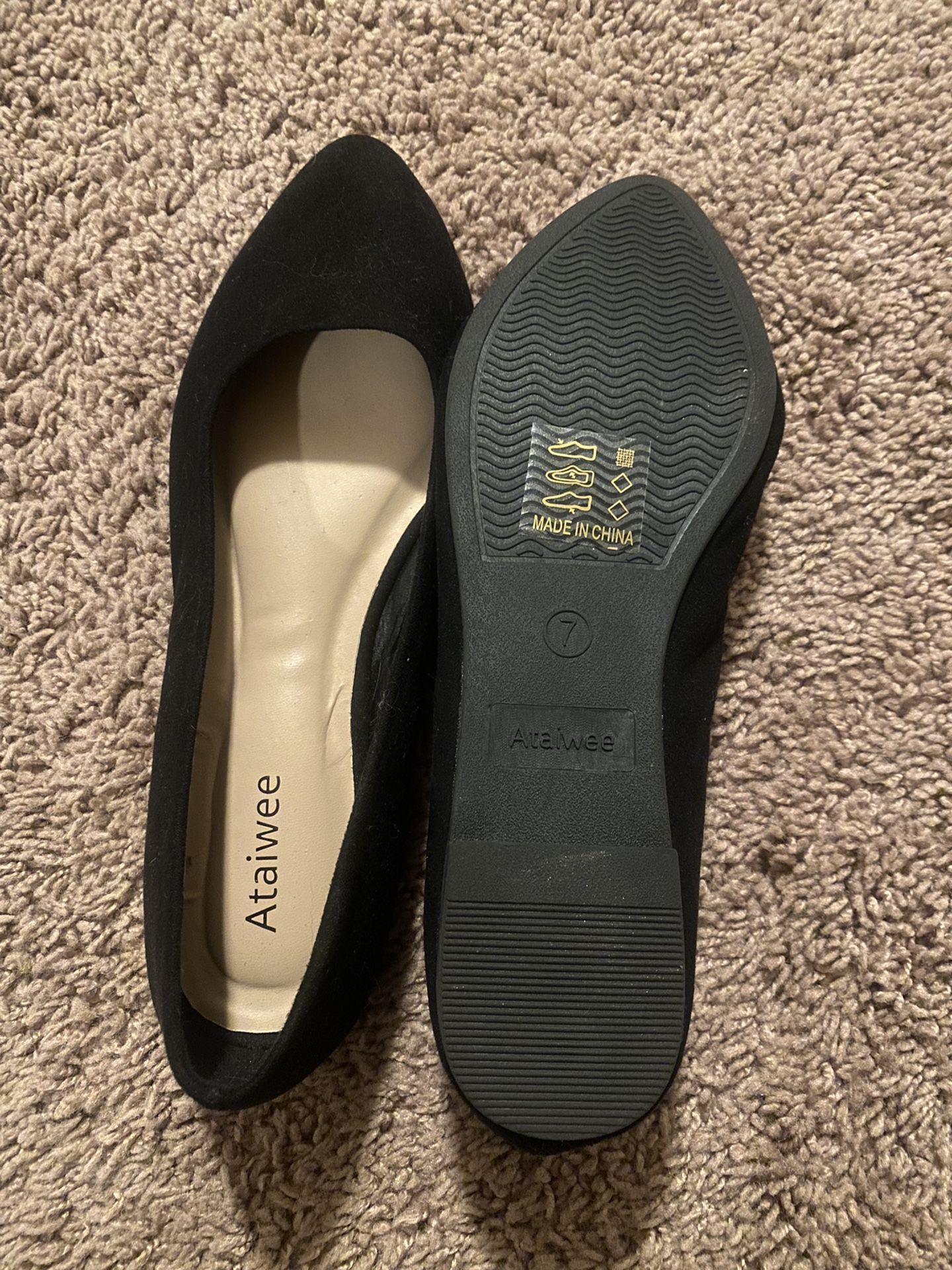 Black Flats Size 7
