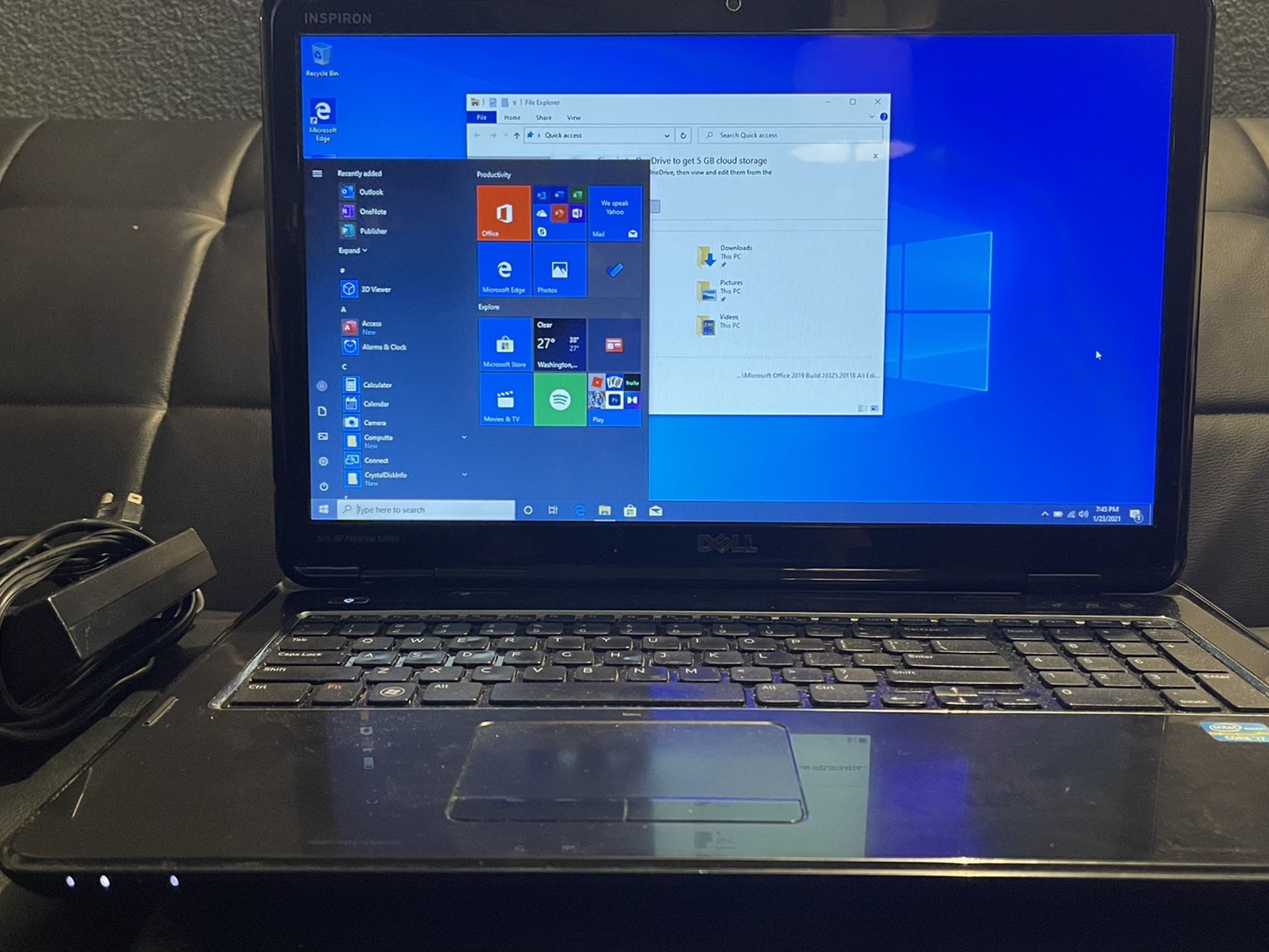 DELL INSPIRON 17 INTEL i7 LAPTOP WINDOWS 10 COMES W/CHARGER TRADES OBO
