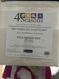 4 Seasons light weight year round blanket