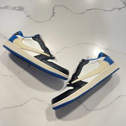 Travis Scott Fragment 9.5M DS