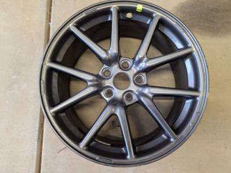 Tesla Model 3 wheels 18"