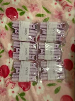 Hair curlers