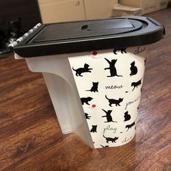 Cat Food Container 