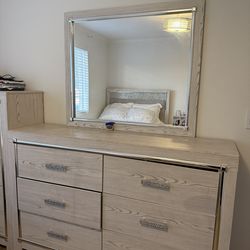 Bed,dresser , nap stand , dresser with mirror