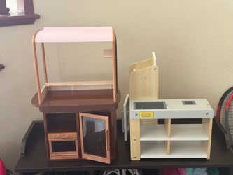 Children’s kitchen toys Eimmie grocery stand and food stand lot