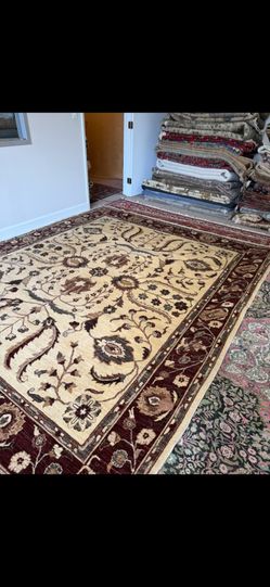8x10 Feet Handmade Turkish Wool Rug