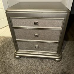 Nightstand 