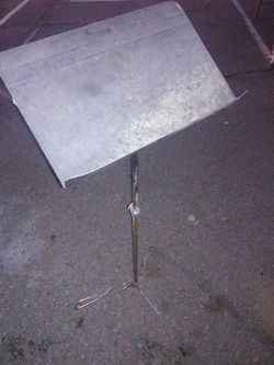 Music stand