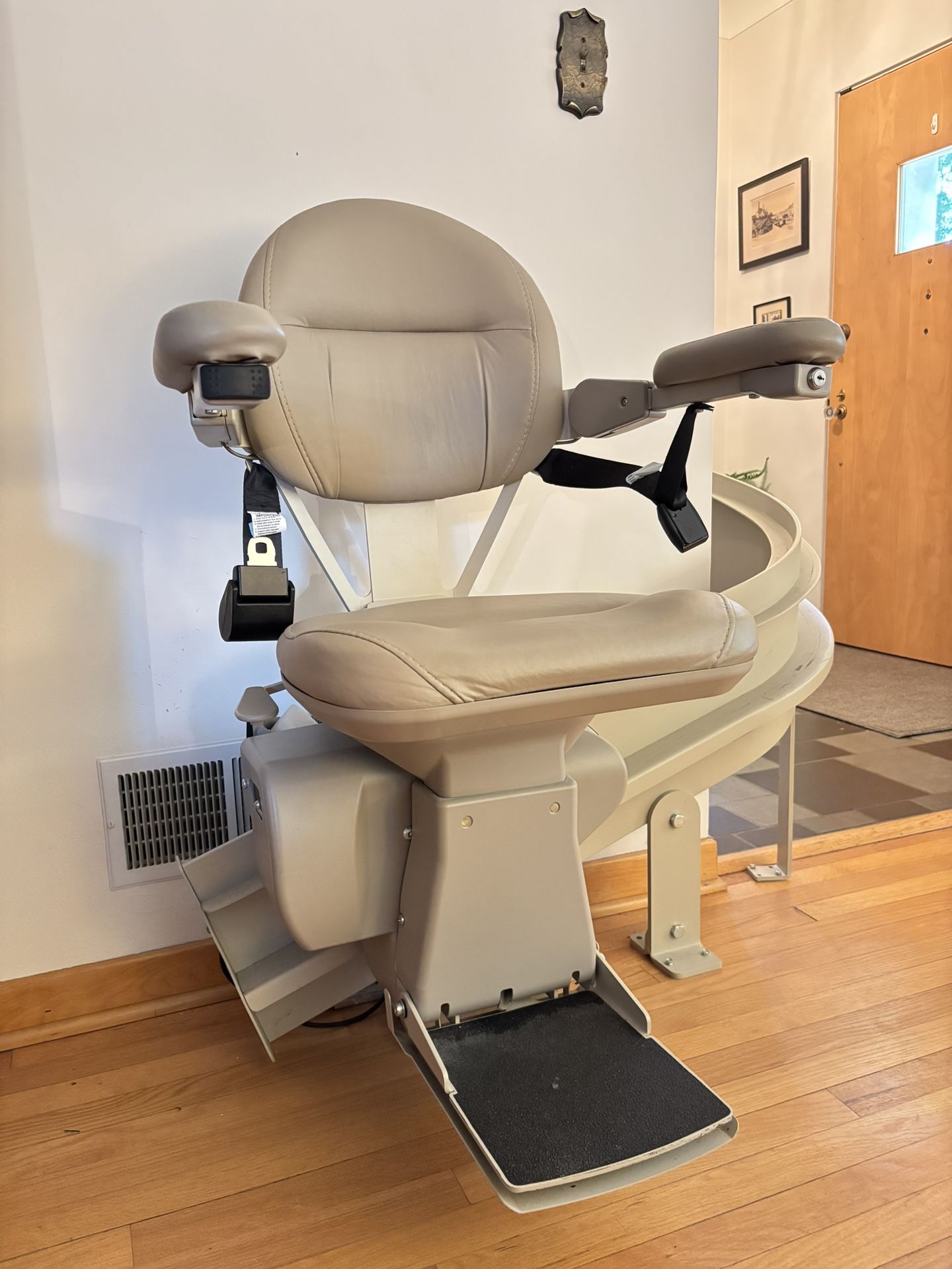 Bruno Indoor Stair Lift w/ Curved Track