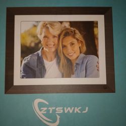 11inch DIGITAL TOUCH SCREEN PICTURE FRAME