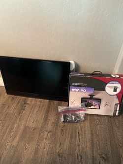 32” Insignia Flat Screen TV with Wall Mount Shelf