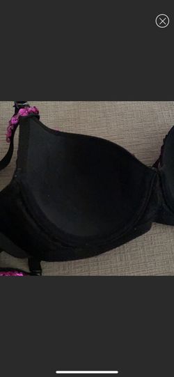 Meishulanna sequin beaded bra Size 34/75 Beautiful hot pink sequin bra Wire  push up bra Removeable straps Preowned This bra is missing some sequi for