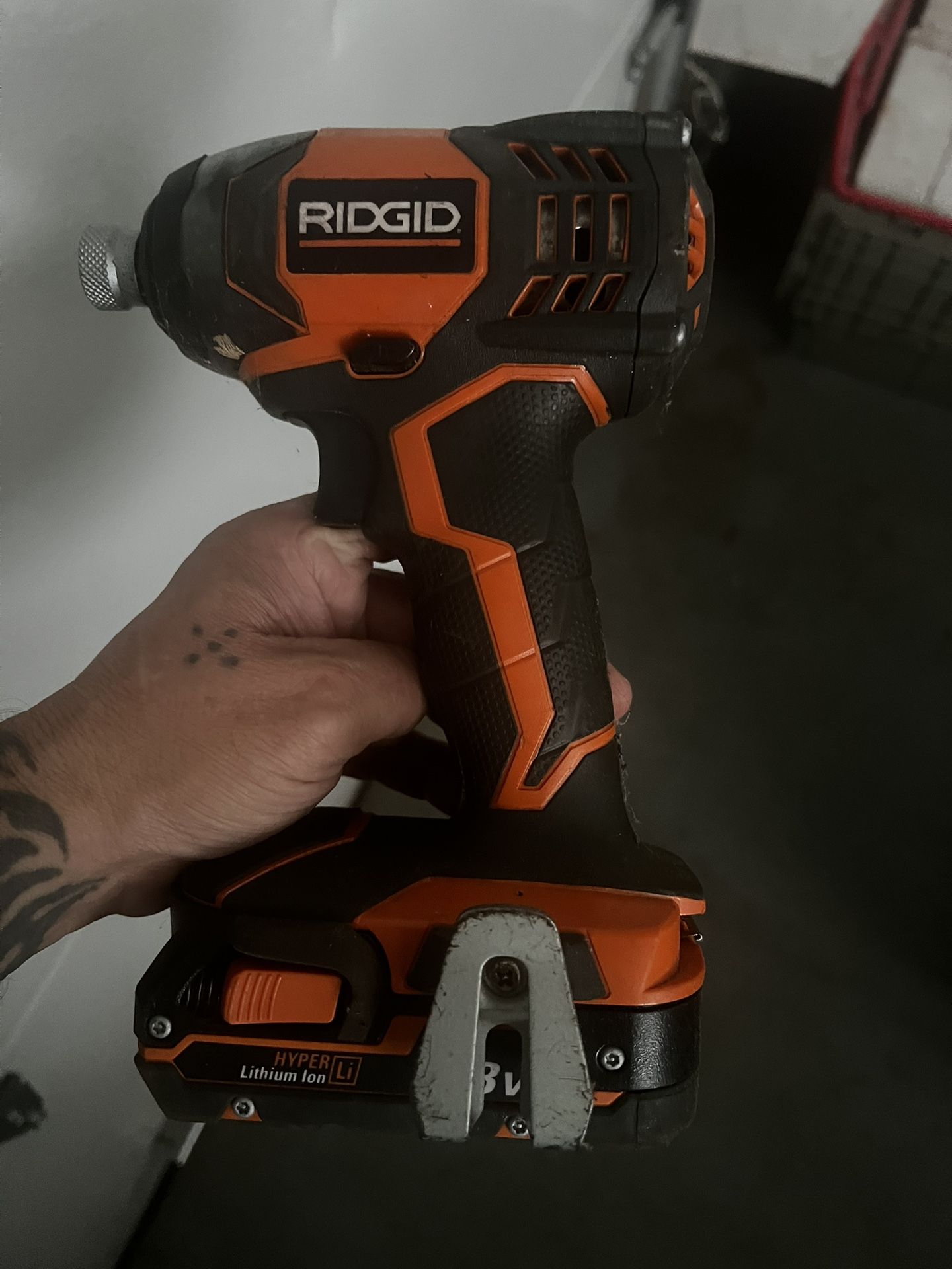 Ridgid R86034 X4 18V Lithium Ion 1750 LBS Torque 1/4 Inch Hex Shank Impact Driver With Battery No Charger