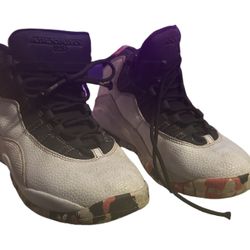 Jordan White Trainers Size 7Y