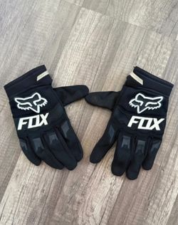 fox racing gloves.