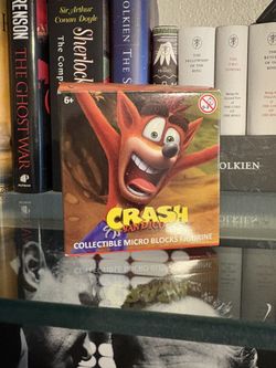 Crash Bandicoot Micro Blocks Figurine 275 pieces.