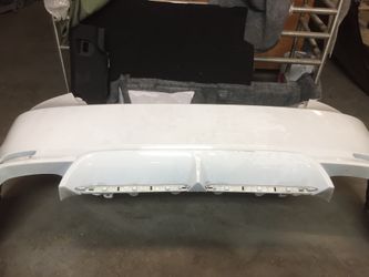 2018 Toyota Camry rear bumper light damage