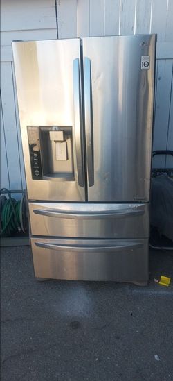 FREE NON WORKING REFRIGERATOR