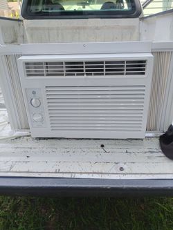 GE 5000 BTU air conditioner