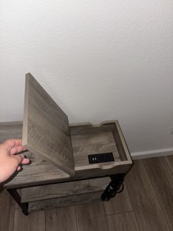 Dresser / Night Stand 