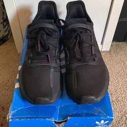 ADIDAS U_Path Run J Size 5 