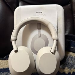 Sony WH-1000XM5 Wireless Noise Canceling Headphones - Silver