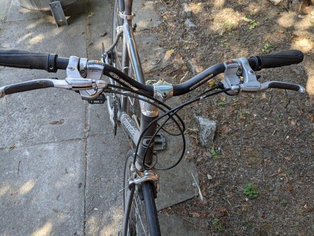 cannondale hybrid road bike