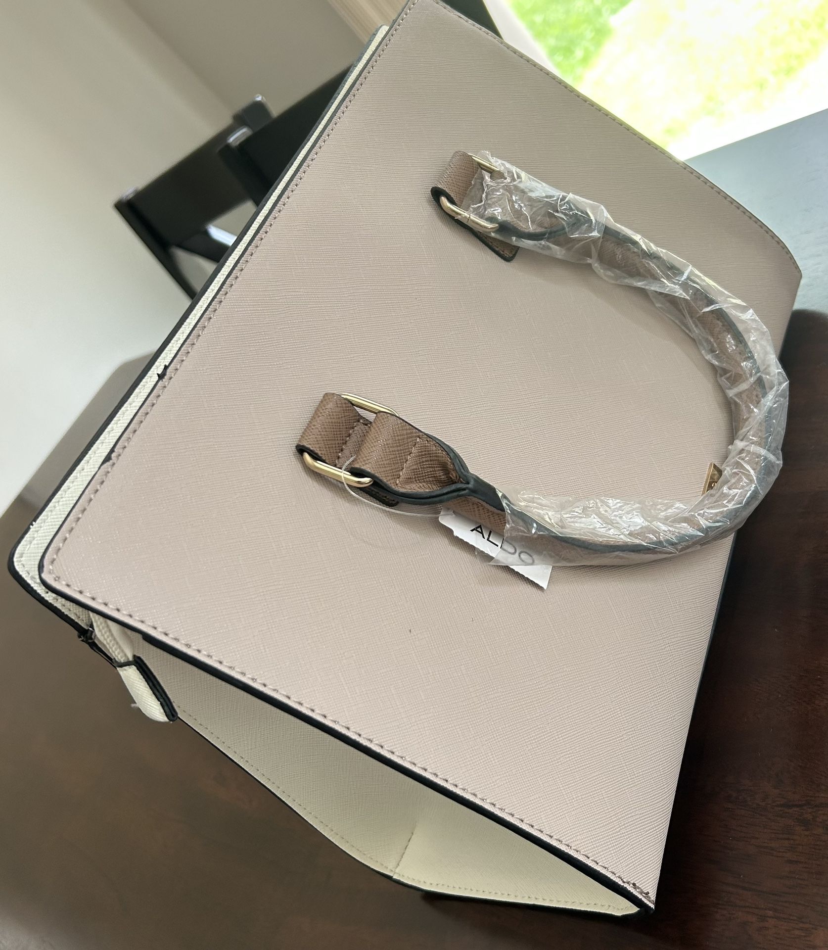 Aldo Purse