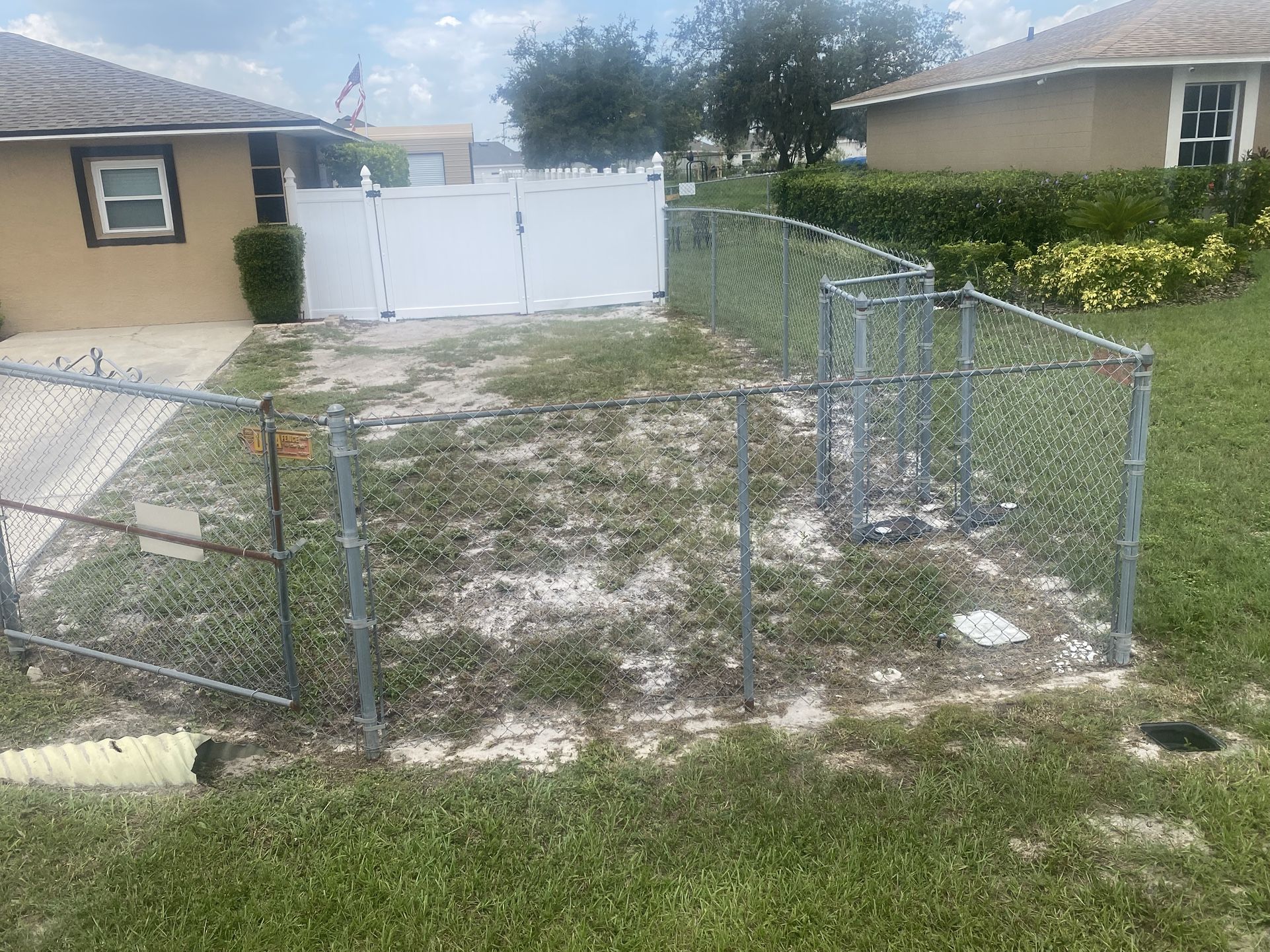 Chain Linkfence/ 2 Gates $500