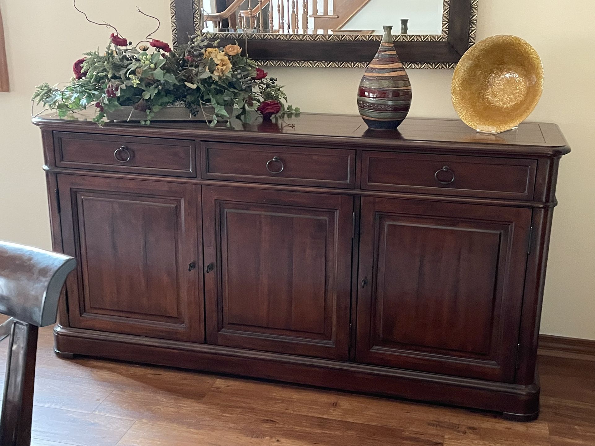Dining Table & Buffet