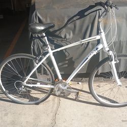 Giant Cypress 26-inch Comfort/Hybrid Bike for sale!