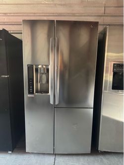 LG REFRIGERATOR