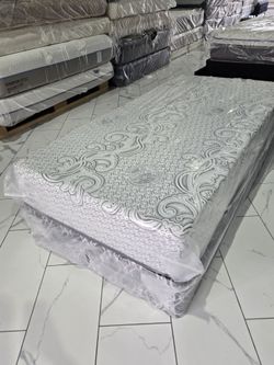 Twin sizes mattress set