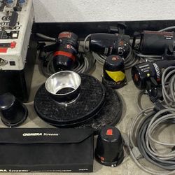 Norman 2400 Lights 2200d Strobe Kit W/ Lighting Modifier 