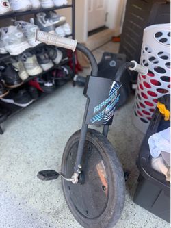 Razor RipRider 360 drifting trike