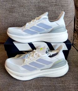 Size 8 Women's - Brand New Adidas Ultraboost 5X Shoes 